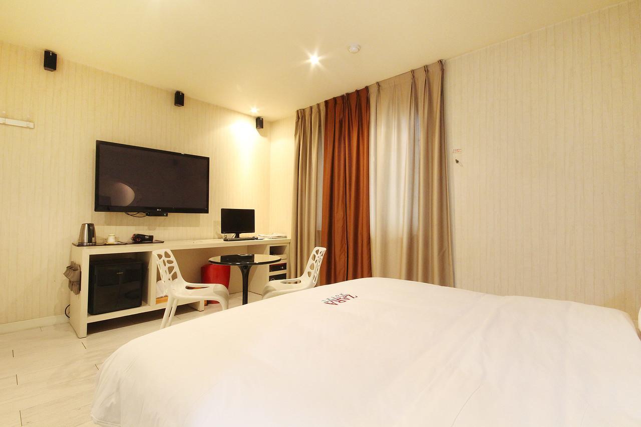 Hotel Zara Changwon Dış mekan fotoğraf
