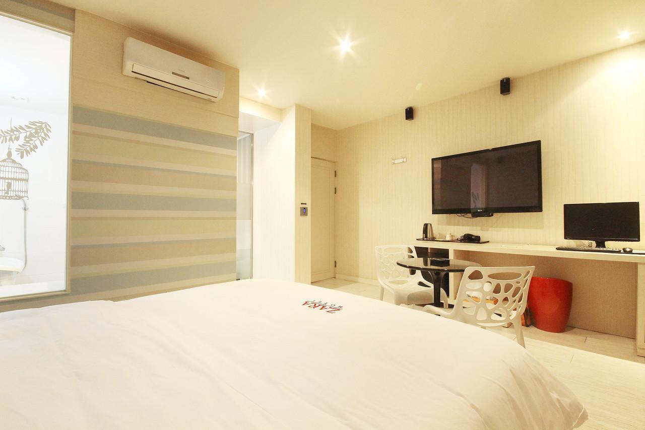 Hotel Zara Changwon Dış mekan fotoğraf