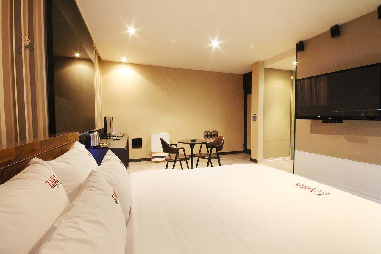 Hotel Zara Changwon Dış mekan fotoğraf