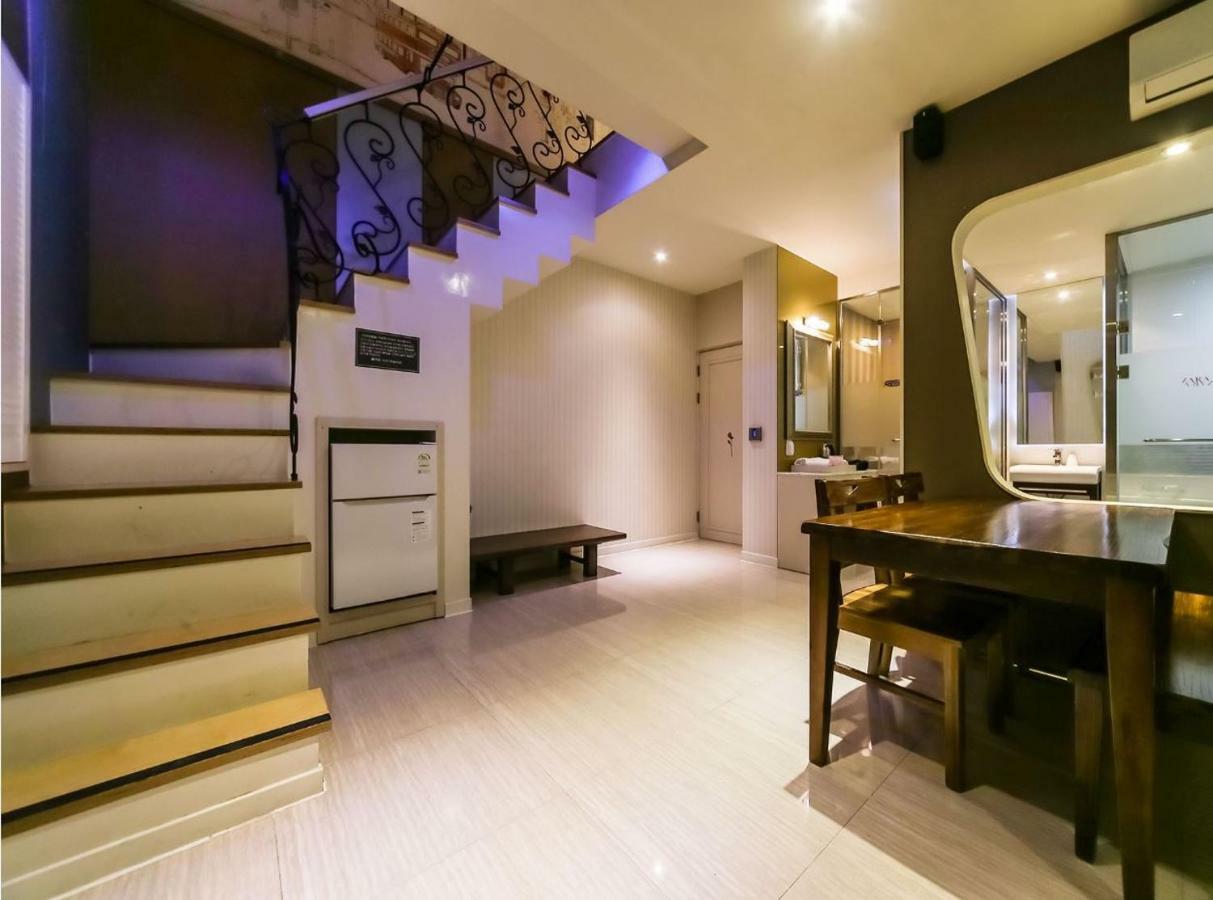 Hotel Zara Changwon Dış mekan fotoğraf